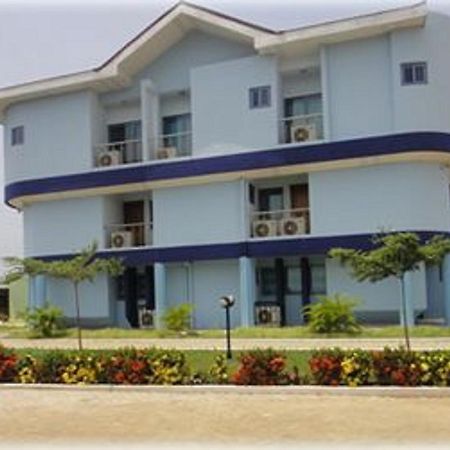 Brookvale Hotel Weija Luaran gambar