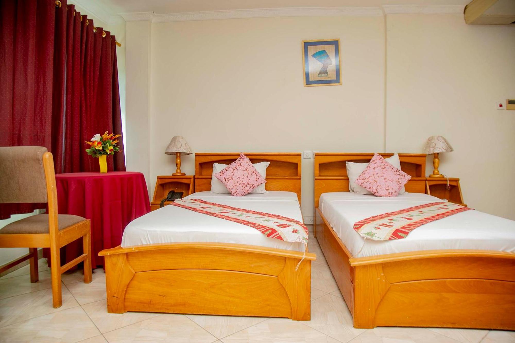 Brookvale Hotel Weija Luaran gambar