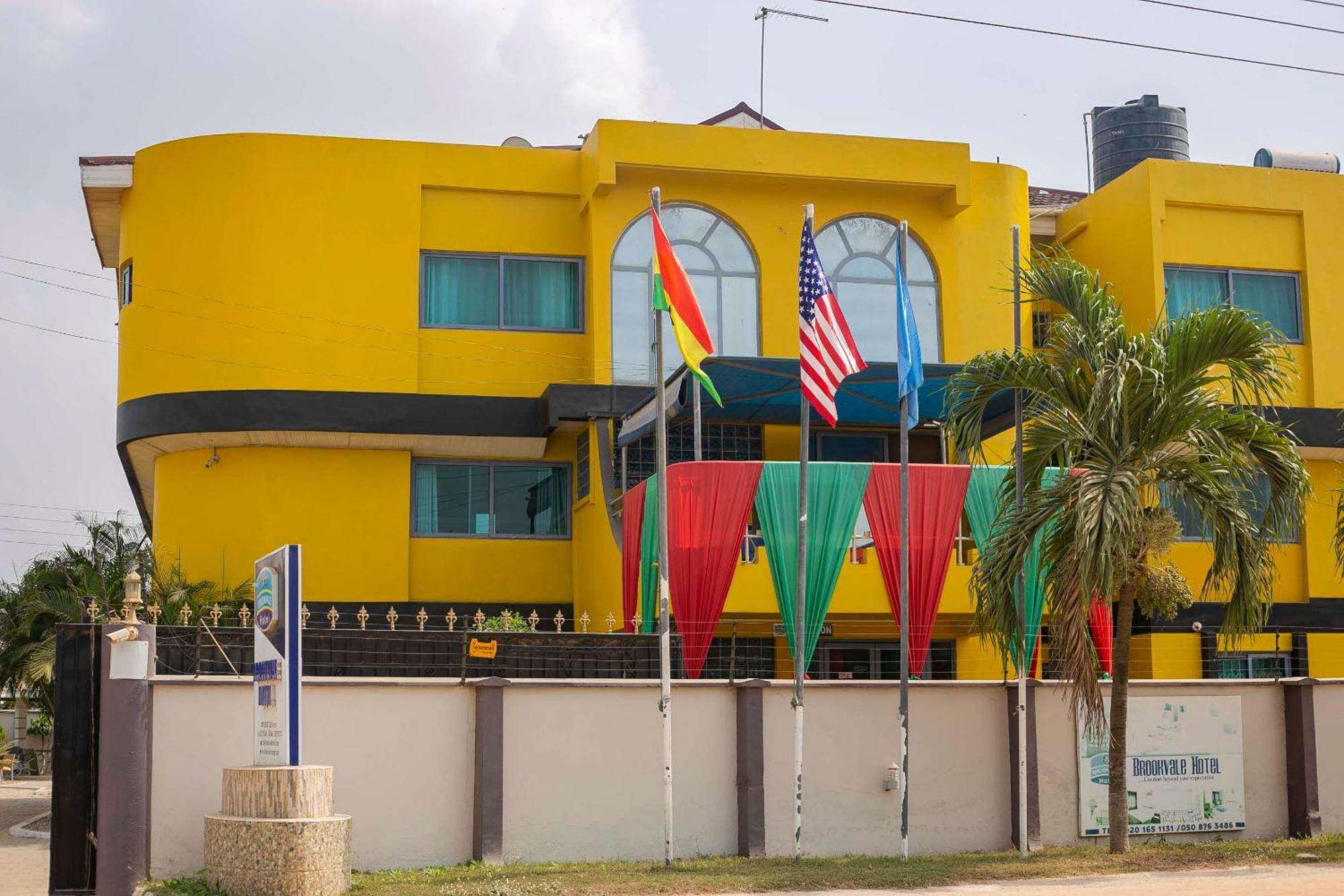 Brookvale Hotel Weija Luaran gambar