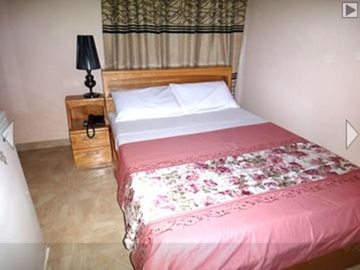 Brookvale Hotel Weija Luaran gambar