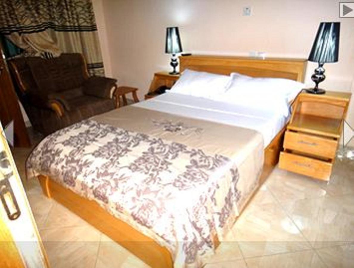 Brookvale Hotel Weija Luaran gambar