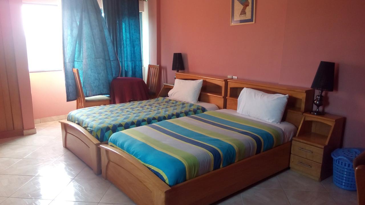 Brookvale Hotel Weija Luaran gambar