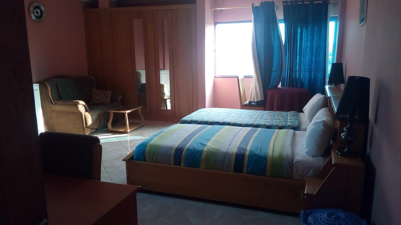 Brookvale Hotel Weija Luaran gambar